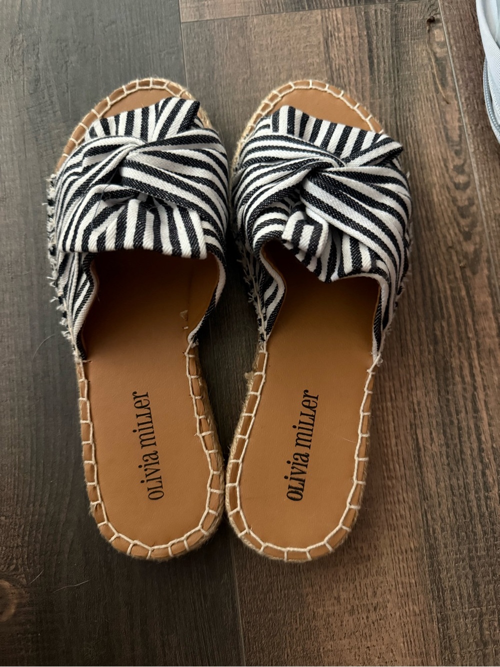 Olivia Miller Black & White Knotted Stripe Espadrille Mules